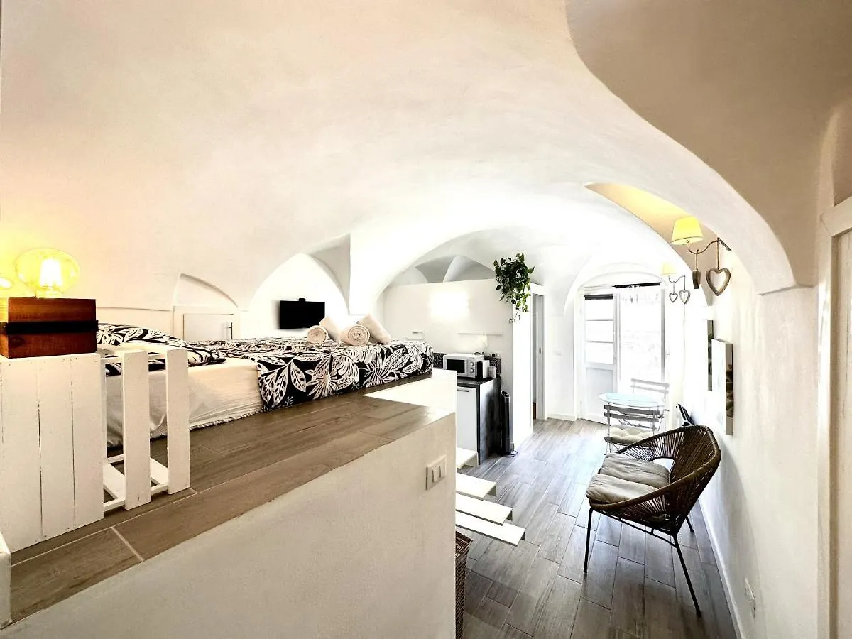 Suite Cavour 26 - Pieno Centro A Sanremo