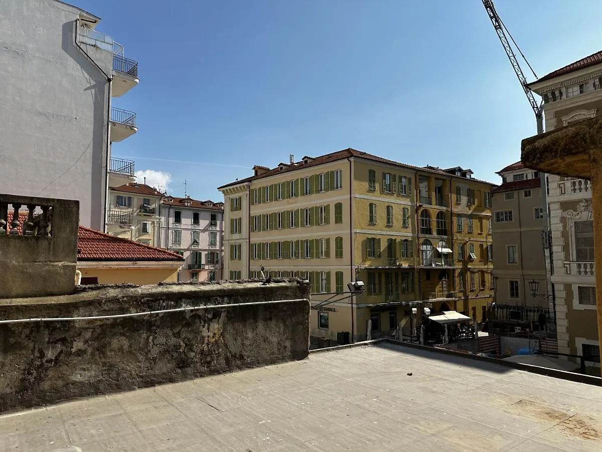 Suite Cavour 26 - Pieno Centro A Sanremo 0*,