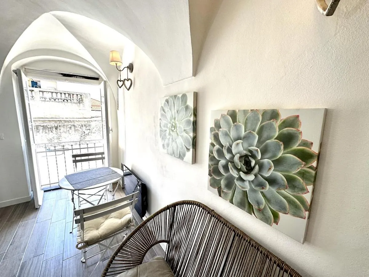 Apartment Suite Cavour 26 - Pieno Centro A Sanremo